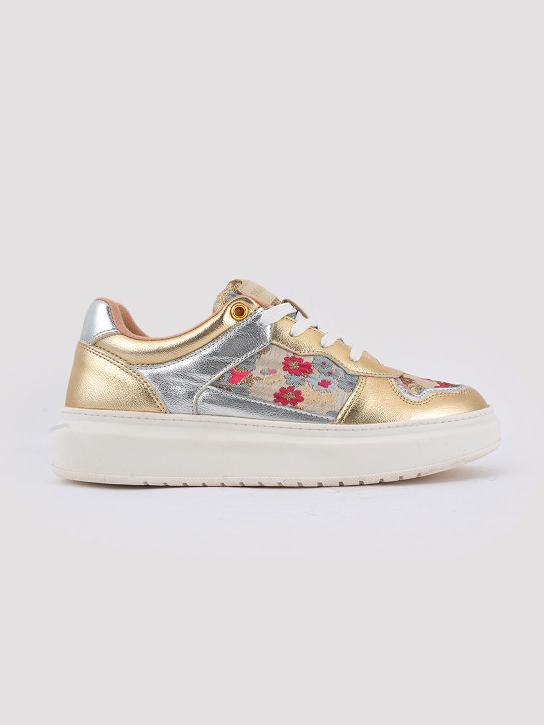 NOOR - The Celebration Sneaker