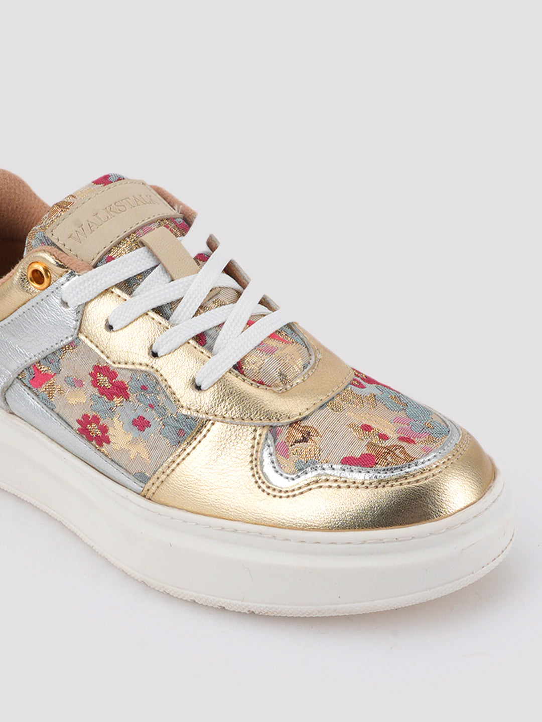 NOOR - The Celebration Sneaker