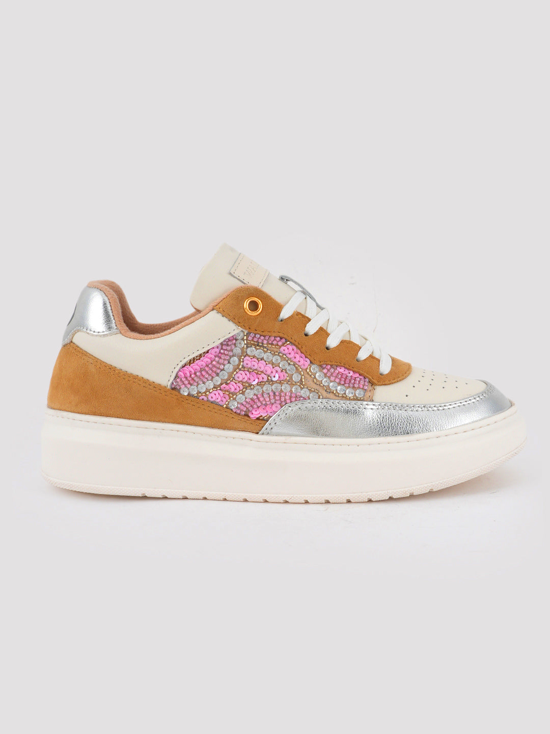 LILA - The Soft Spark Sneaker