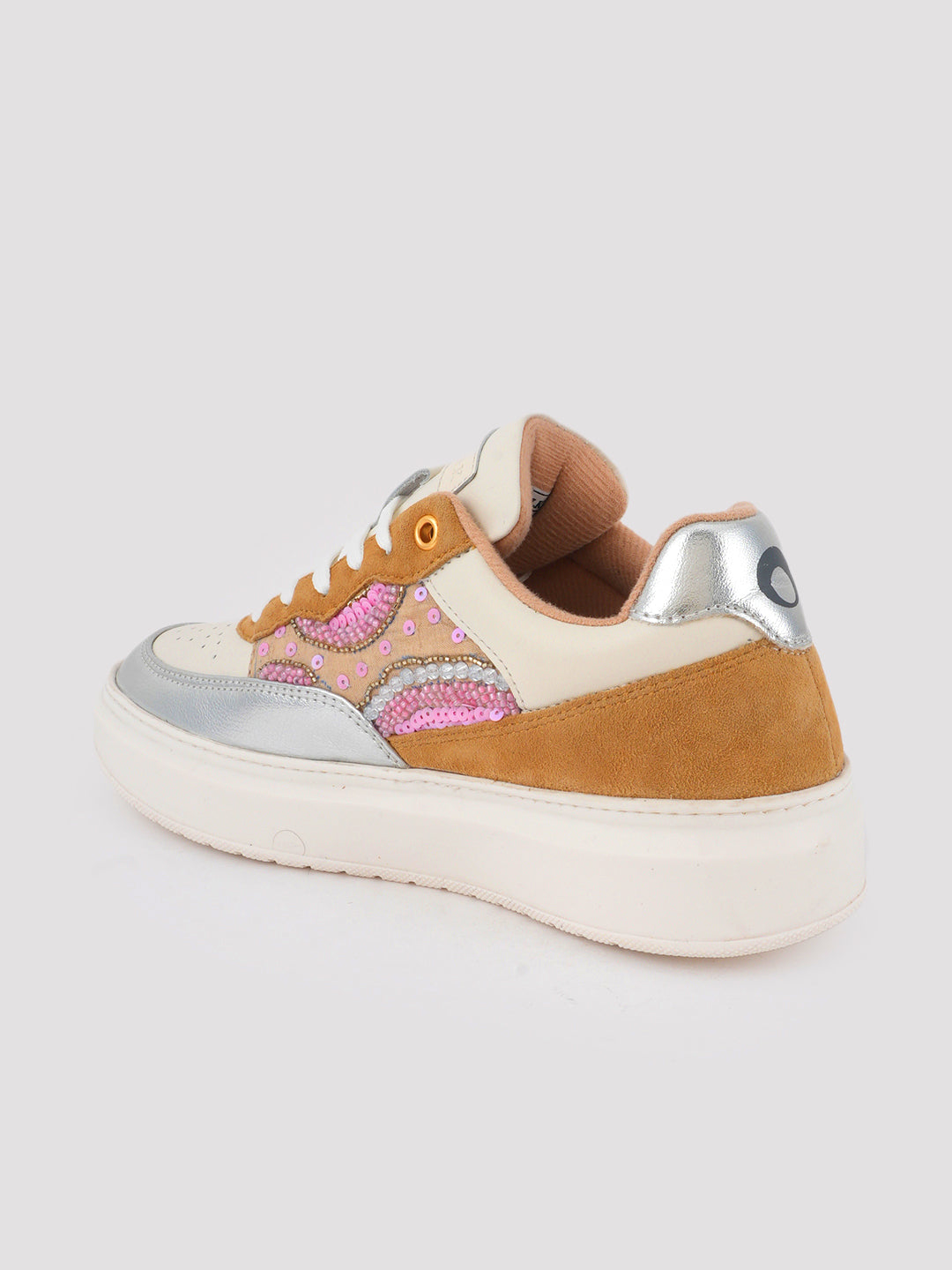 LILA - The Soft Spark Sneaker